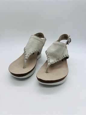 OTBT Ivory Textured Thong Wedge Sandals with Ankle Strap Size 8
